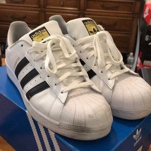 Adidas superstar